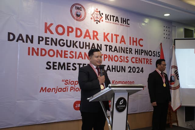 Indonesian Hypnosis Centre Kukuhkan 51 Trainer Hipnosis di Jakarta