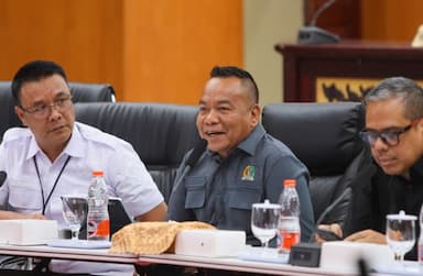 Surabaya Jadi Pilot Project Nasional, DPRD Surabaya Desak Penuntasan 239.277 KK DTSEN