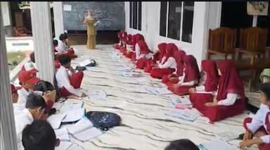 Sekolah Ambruk, Siswa SDN Tlagah 2 Bangkalan Minta Bantuan Presiden