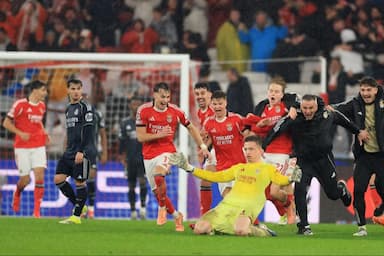 Hasil Liga Champions: Benfica Menang Dramatis atas Real Madrid, Liverpool dan Barcelona Pesta Gol