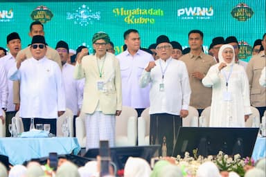 Presiden Prabowo Didampingi Gubernur Khofifah Hadiri Mujahadah Satu Abad NU di Malang