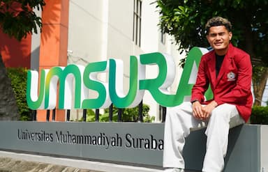 Mikael Tata, Pemain Persebaya Resmi Jadi Mahasiswa UMSURA