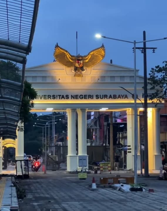 Resmikan Gerbang Utama Baru, Akses Jalan Kampus 1 Unesa Ketintang Dialihkan Sore Ini