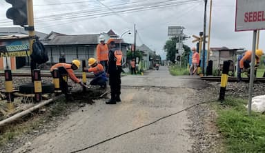 Jelang Lebaran, KAI Daop 7 Madiun Normalisasi Jalur di Tulungagung