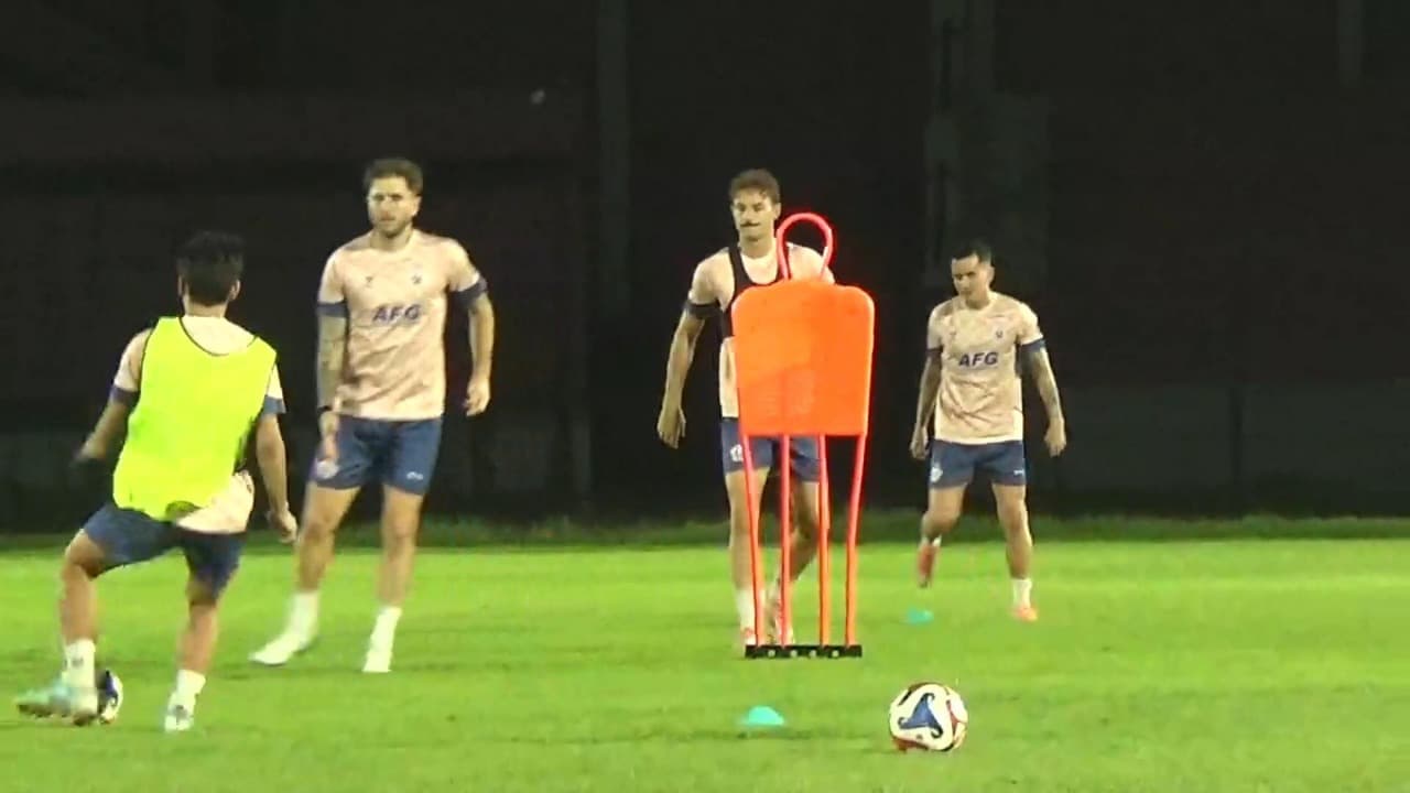 Persik Kediri Gelar Latihan Malam Jelang Duel Lawan Persis Solo