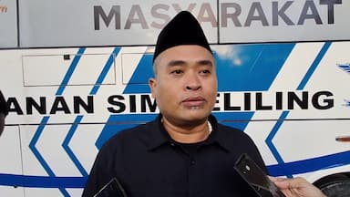 Permudah Warga, Satlantas Polres Tulungagung Hadirkan Layanan "SIM Ramadan" di Alun-Alun