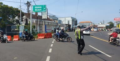 Satlantas Polresta Banyuwangi Berperan Penting Dalam Menjaga Kamseltibcarlantas Arus Mudik Lebaran Ops Ketupat Semeru 2026