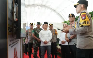 Pastikan Mudik Aman dan Nyaman, Kapolda Jatim Cek Pospam Polres Mojokerto