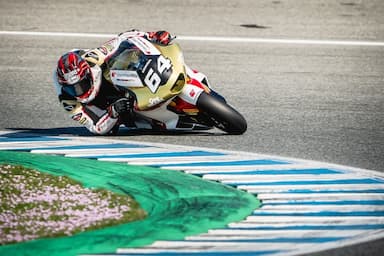 Crash di Akhir Balapan, Mario Aji Gagal Finis di Moto2 GP Amerika