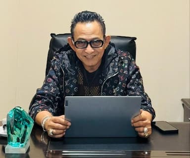 Tuntutan 8 Tahun Penjara Kasus Chromebook Lotim Dinilai "Prematur", Penasihat Hukum: Negara Malah Untung Rp 1,8 Miliar!