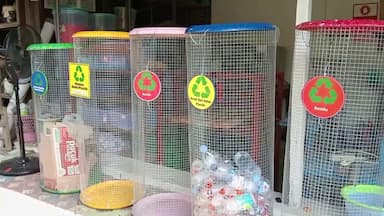 Bernilai Ekonomis, Limbah Plastik Disulap Menjadi Tempat Sampah Estetik