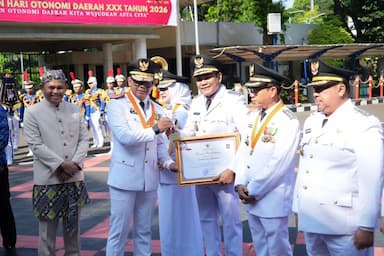 Pemkab Sidoarjo Raih Penghargaan Kinerja Tertinggi se-Indonesia di Hari Otonomi Daerah 2026