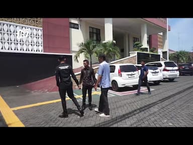 Warga Drokilo Datangi Kejari Bojonegoro, Tuntut Kejelasan Kasus Dugaan Korupsi