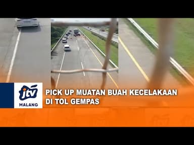 Pick up Muatan Buah Kecelakaan di Tol Gempol