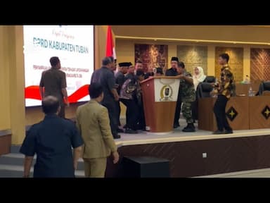 Wakil Bupati Tuban Pingsan Saat Menyampaikan Laporan Banggar di DPRD