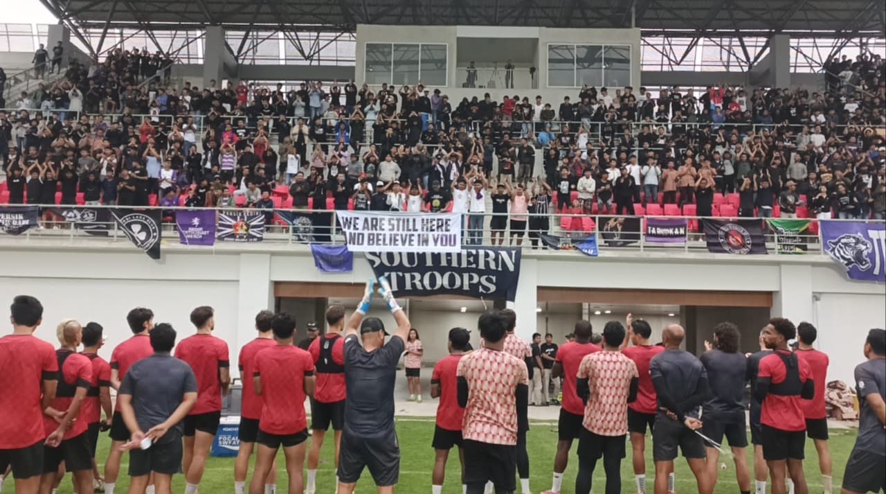 Penggawa Persik Dapat Suntikan Motivasi dari Persikmania Jelang Derby Jatim