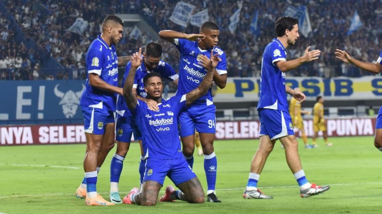 Klasemen Pekan 17 Super League: Persib Bandung di Puncak, Persebaya Dekati 5 Besar