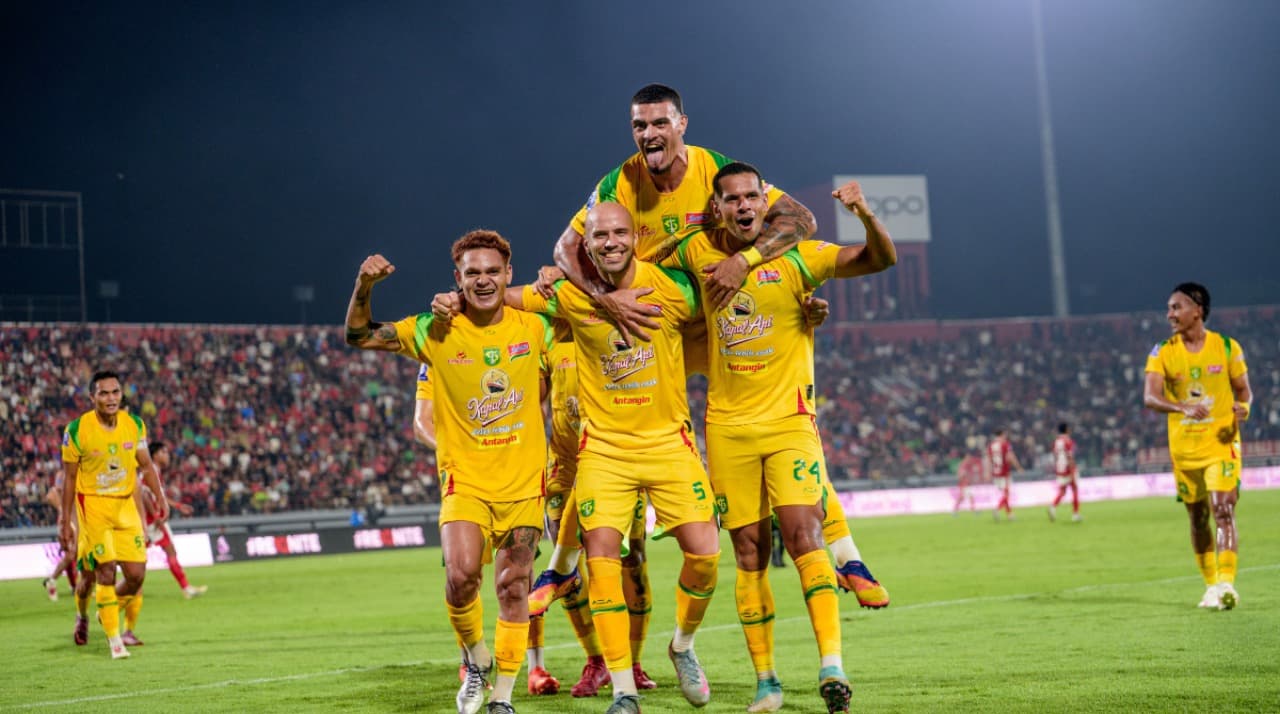 Hasil Super League: Persebaya dan Persik Menang, Madura United Tumbang