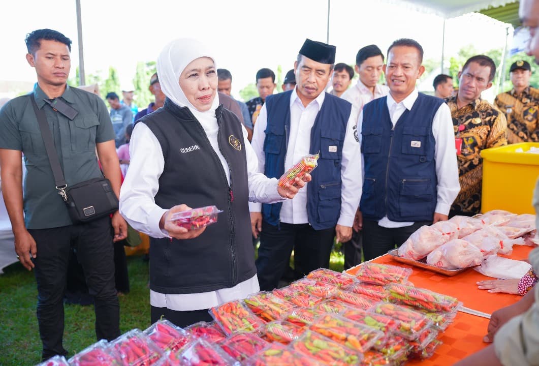 Pastikan Harga Bapok Terkendali, Gubernur Khofifah Gelar Pasar Murah ke-58 di Madiun