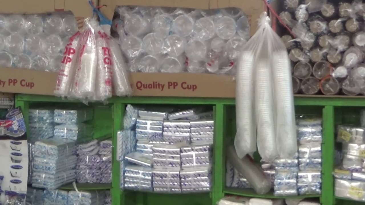 Dampak Perang di Timur Tengah, Harga Plastik Melonjak